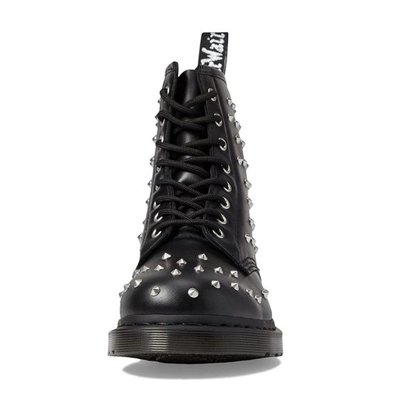 Dr. Martens 1460 Stud Wanama Combat BOOTS Size 7 Black Leather 8-Eye NEW - Picture 3 of 13